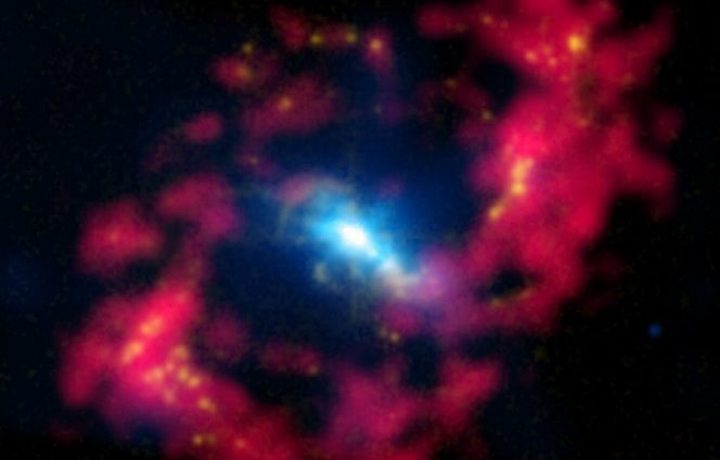 Galáxia espiral NGC 4151