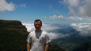 Um cara que você não conhece, num lugar que você não sabia que existia Um cara que você não conhece, num lugar que você não sabia que existia