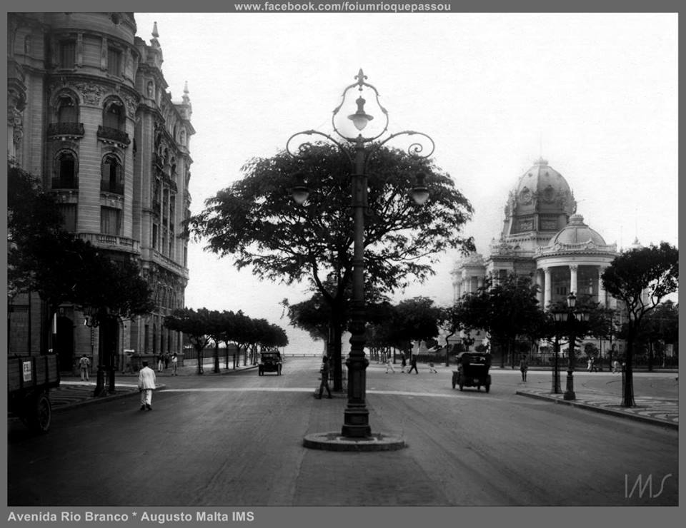 Avenida Rio Branco - Cinelândia - ~1915